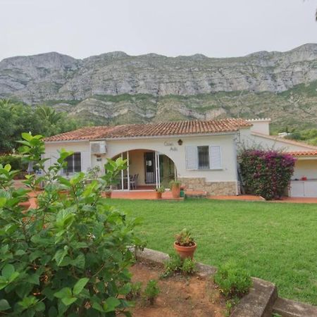 Вилла Agradable Casa Con Piscina Privada Y Jardin Дения Экстерьер фото
