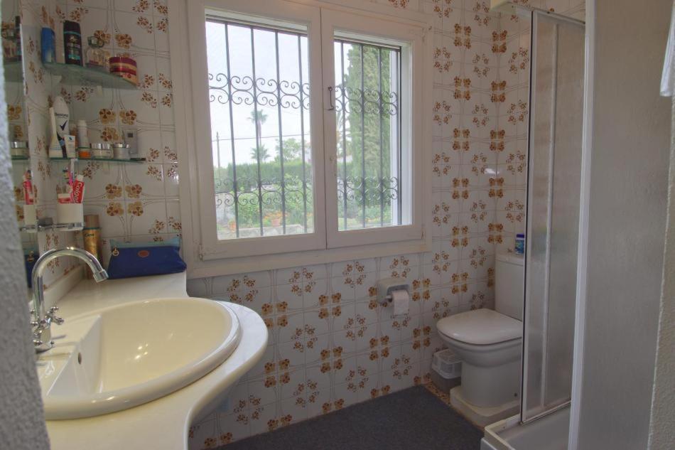 Вилла Agradable Casa Con Piscina Privada Y Jardin Дения Экстерьер фото
